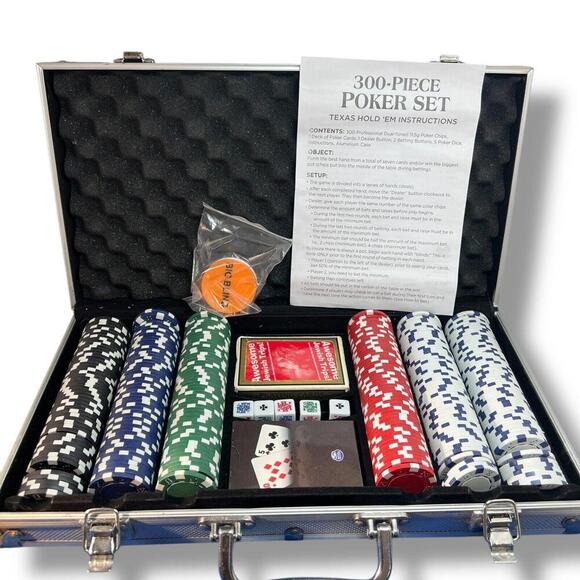300-Piece Poker Set with Aluminum Carrying Case & Professional Weight Chips. - Picture 1 of 9